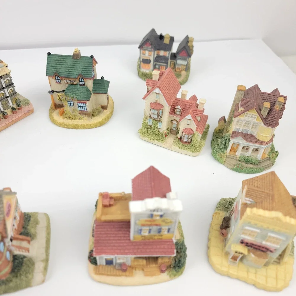 Liberty Falls Americana Collection Lot of 18 Miniature Village Buildings Boxed